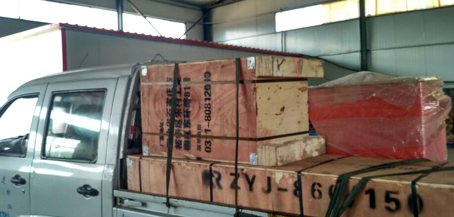 架柱式液壓回轉(zhuǎn)鉆機(jī)，120米ZYJ860夠用!