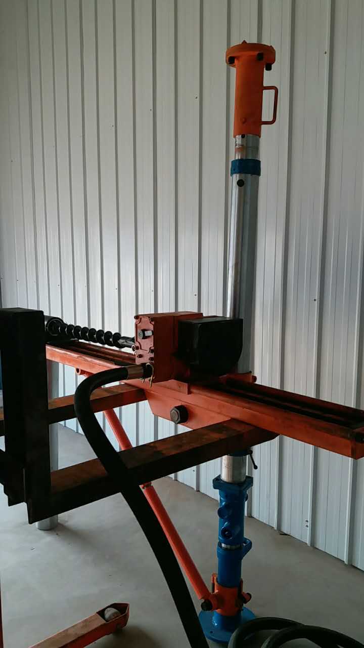 呂梁興縣氣動(dòng)鉆機(jī)型號(hào) 廠家直供氣動(dòng)架柱式鉆機(jī)