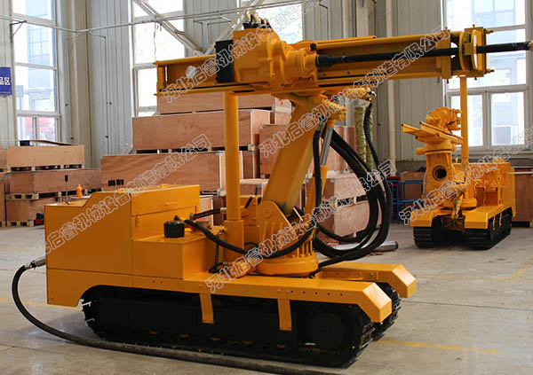 氣動(dòng)履帶式鉆機(jī)：煤礦井下操作簡(jiǎn)單的高效鉆機(jī)。