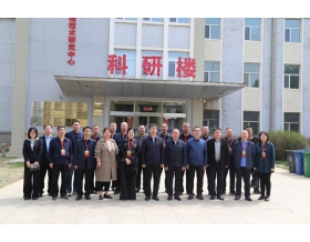 標(biāo)題：呼和浩特市賽罕區(qū)人大文教委主任云振紀(jì)一行蒞臨呼和浩特分院調(diào)研考察
瀏覽次數(shù)：1228
發(fā)表時間：2023-04-26